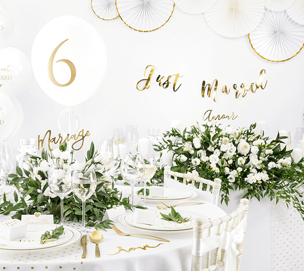 Bílá & zlatá svatební kolekce